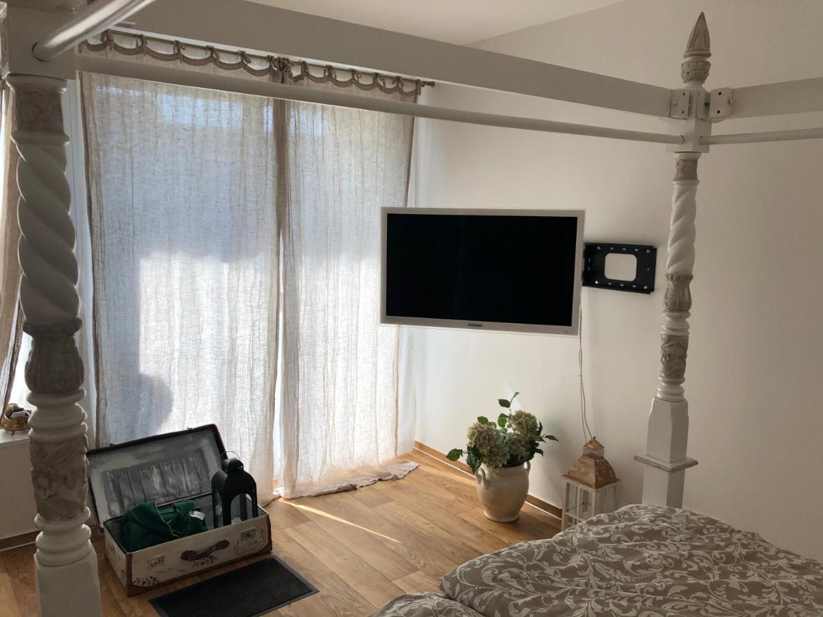 Ferienwohnung Poetic Mikulov Exterior foto